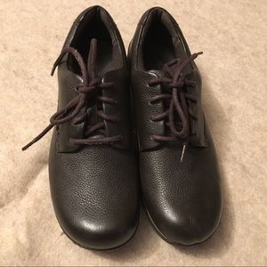 NWOT brown oxford